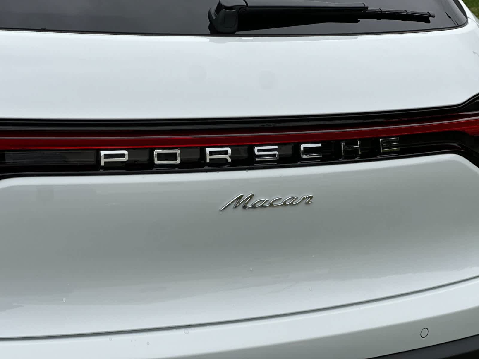New 2026 Porsche Macan AWD/4WD image 32