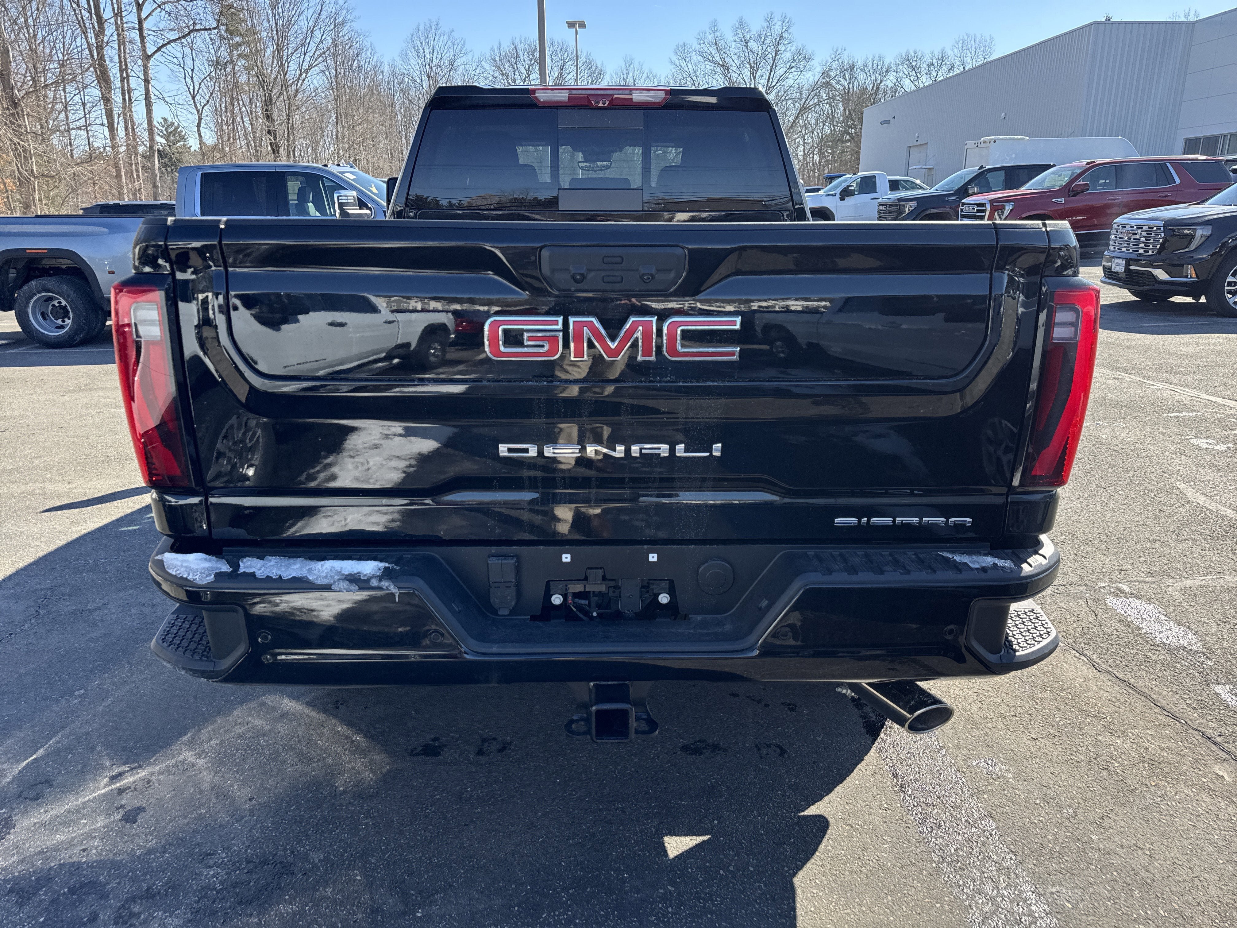 New 2026 GMC Sierra 2500 Denali w/ Denali Reserve Package AWD/4WD image 3
