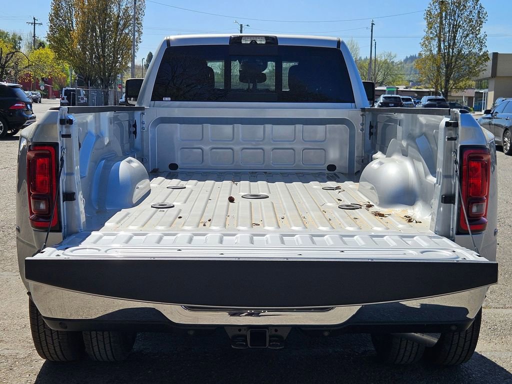 New 2026 RAM 3500 Tradesman image 10
