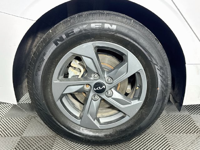 Used 2022 Kia K5 LX FWD image 27
