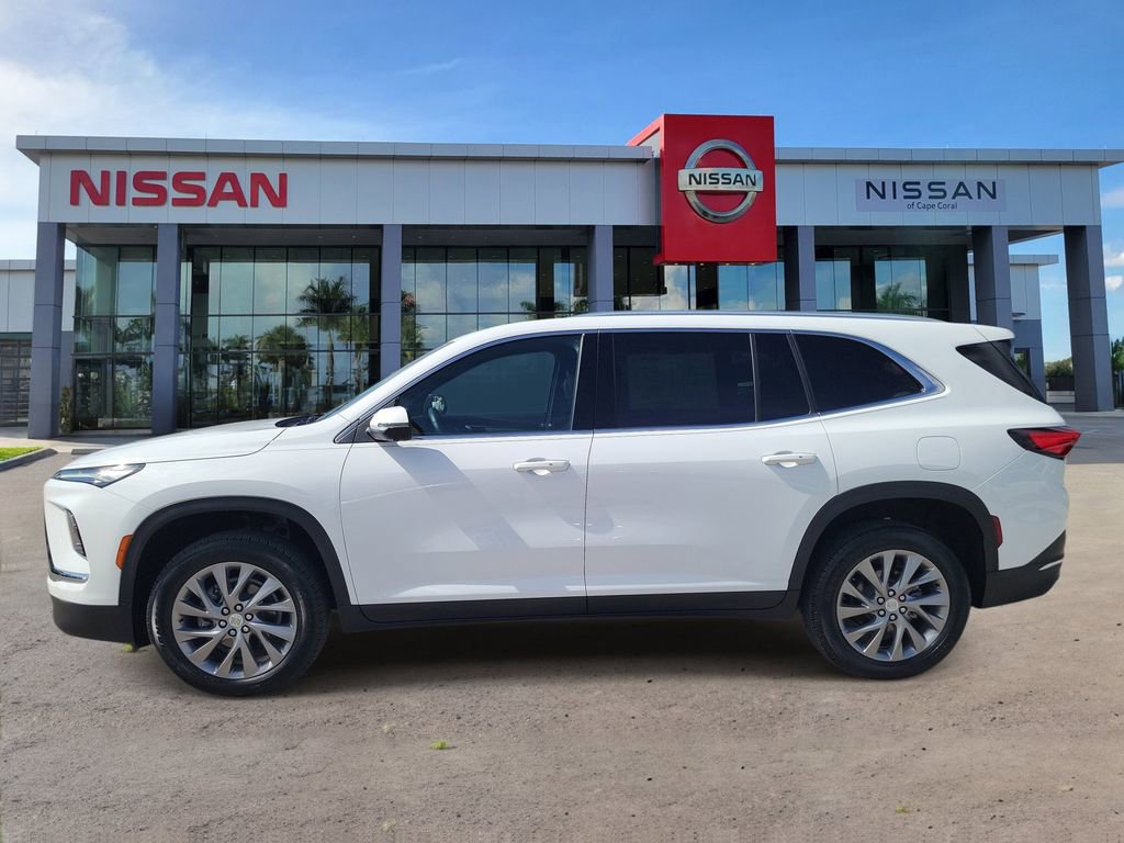 Used 2025 Buick Enclave Preferred FWD image 8