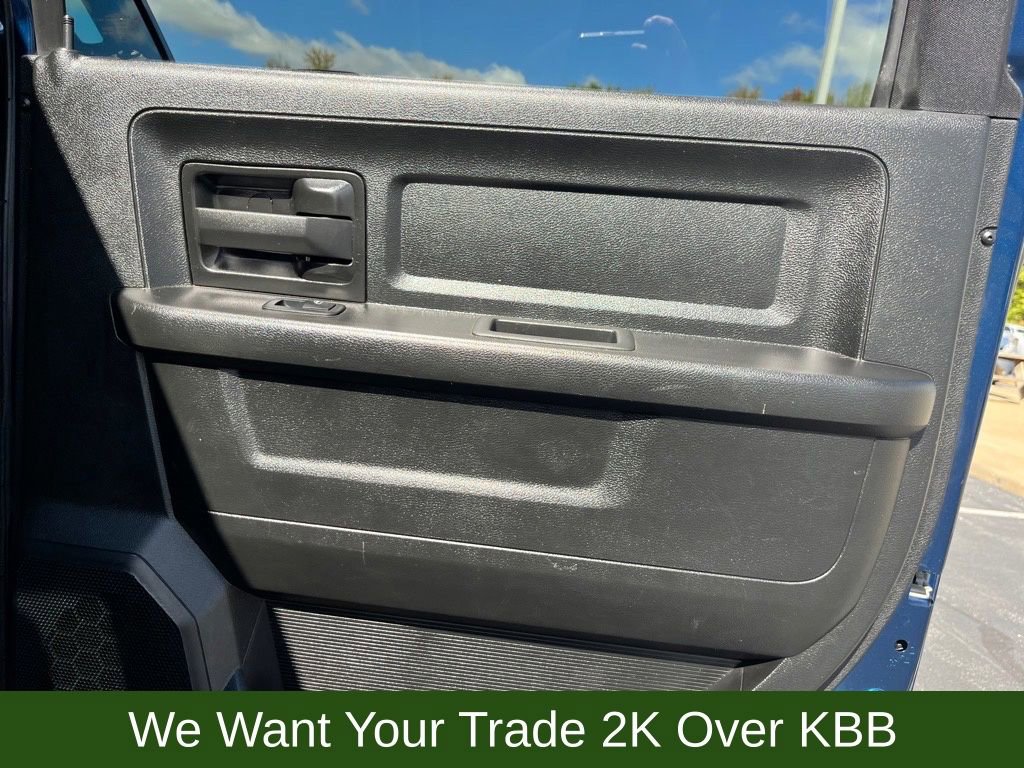 Used 2022 RAM 3500 Tradesman w/ Chrome Appearance Group image 18