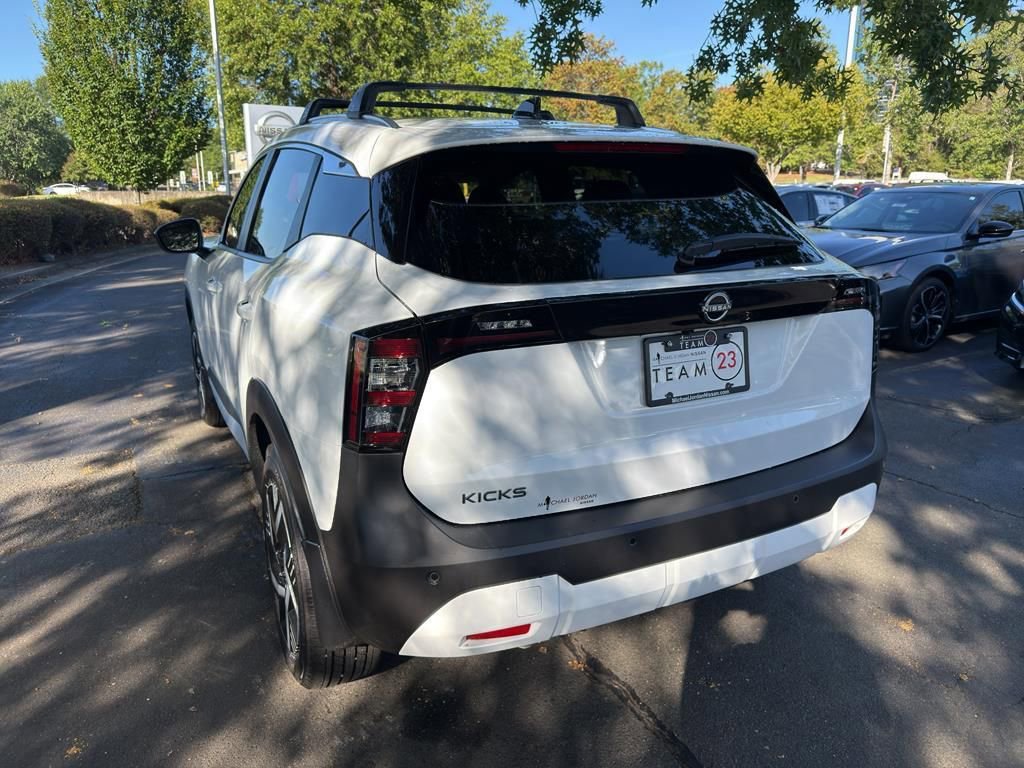 New 2026 Nissan Kicks SV w/ SV Premium Package image 5