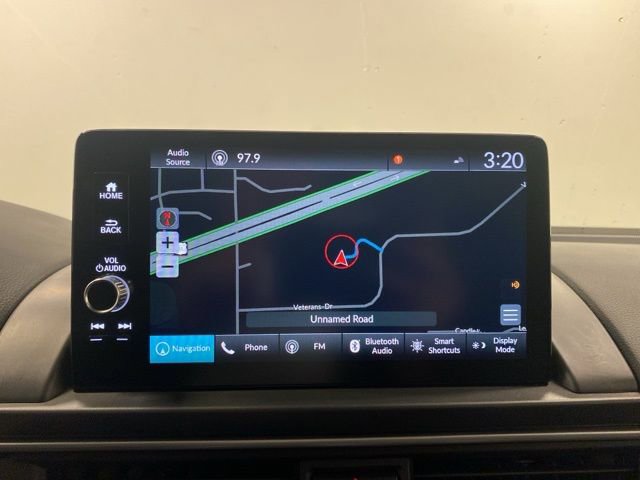 Certified 2025 Honda Pilot Touring image 11