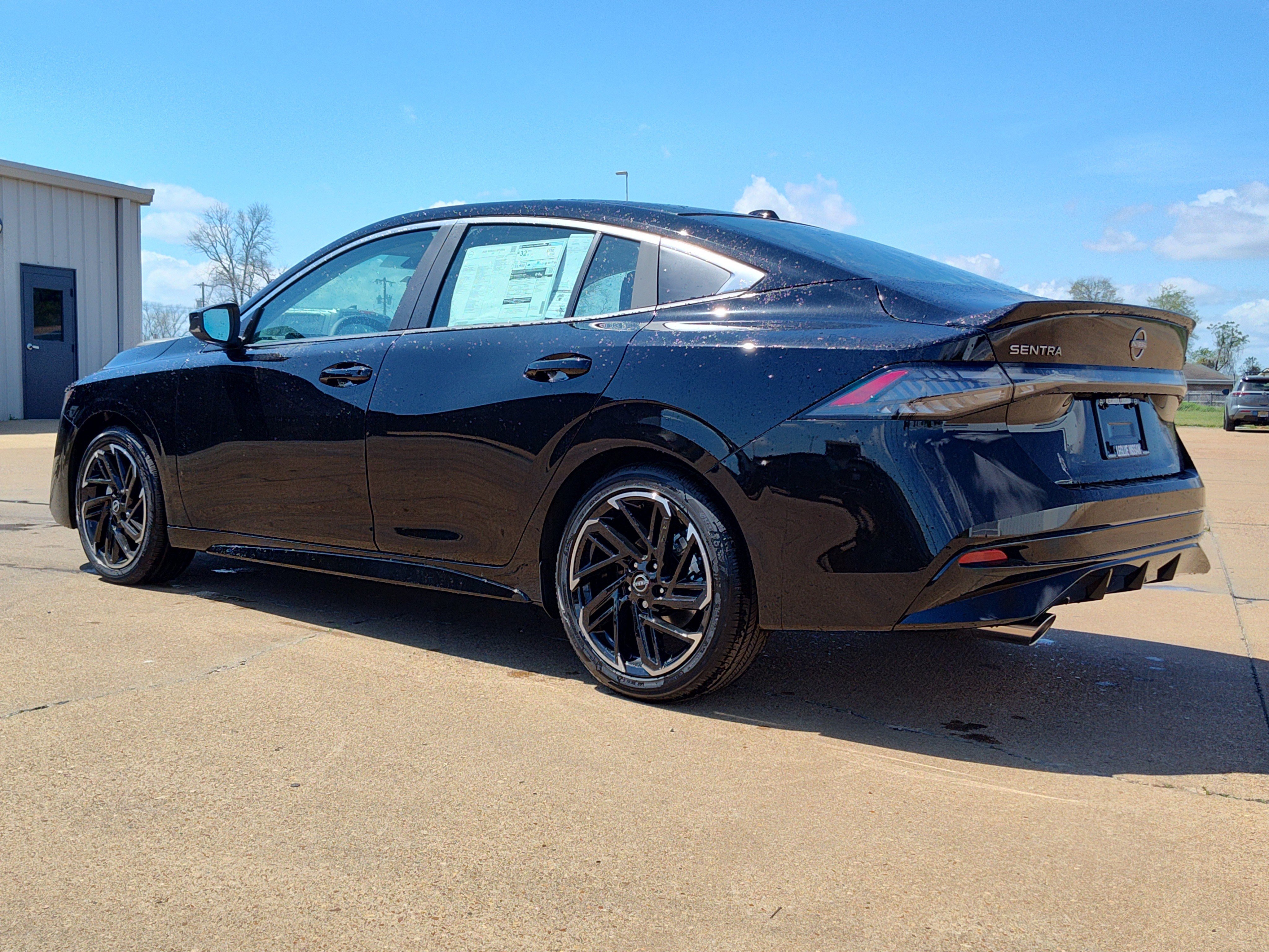 New 2026 Nissan Sentra SR image 3