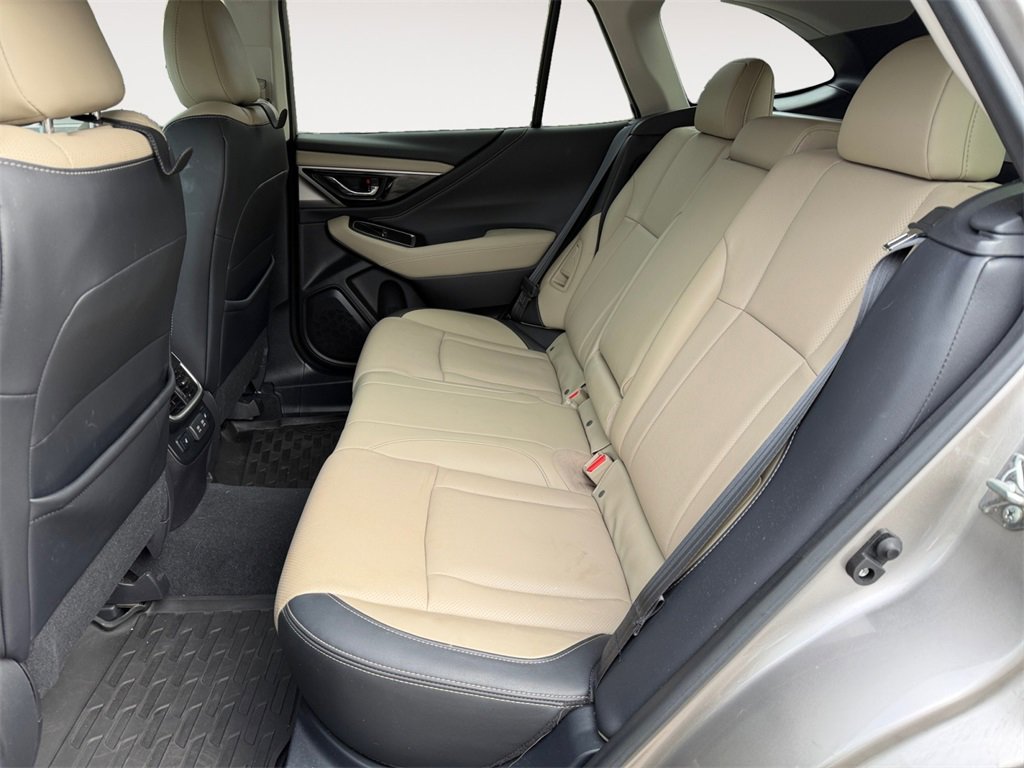 Used 2020 Subaru Outback Limited image 11