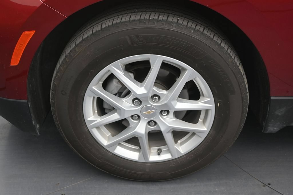 Used 2024 Chevrolet Equinox LT FWD image 9