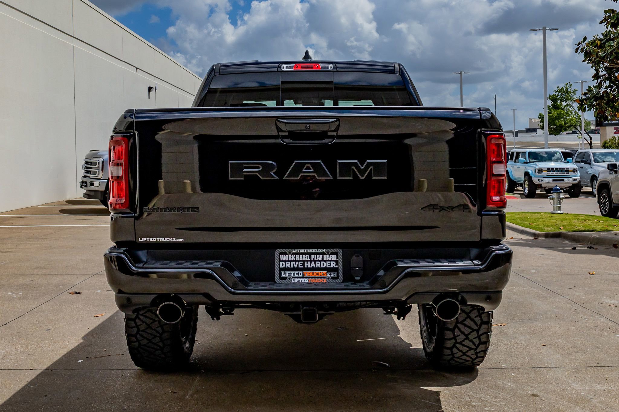 Used 2026 RAM 1500 Laramie w/ Night Edition image 8