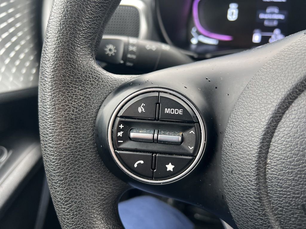 Used 2023 Kia Soul LX w/ Option Group 015 image 16