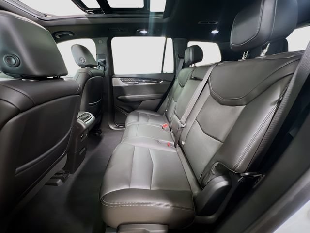 Used 2022 Cadillac XT6 Premium Luxury FWD image 26