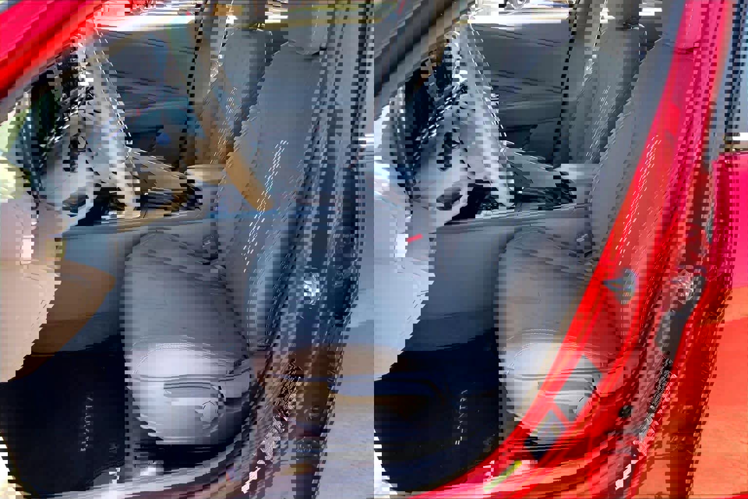 Used 2021 Hyundai Elantra SEL image 8