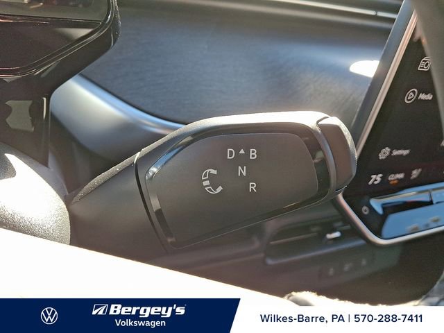 New 2025 Volkswagen ID. Buzz Pro S image 17