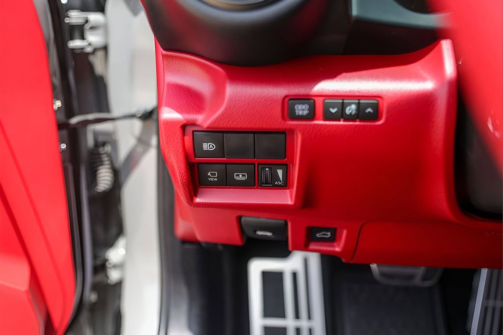 Used 2025 Lexus IS 500 w/ Accessory Package image 15