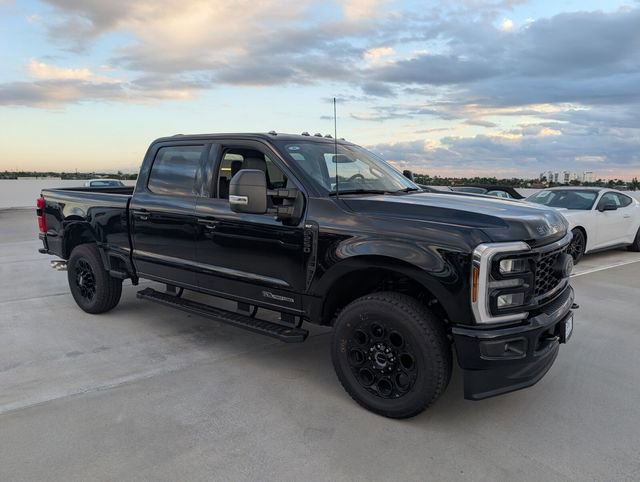 New 2025 Ford F250 Lariat w/ Lariat Ultimate Package AWD/4WD image 2