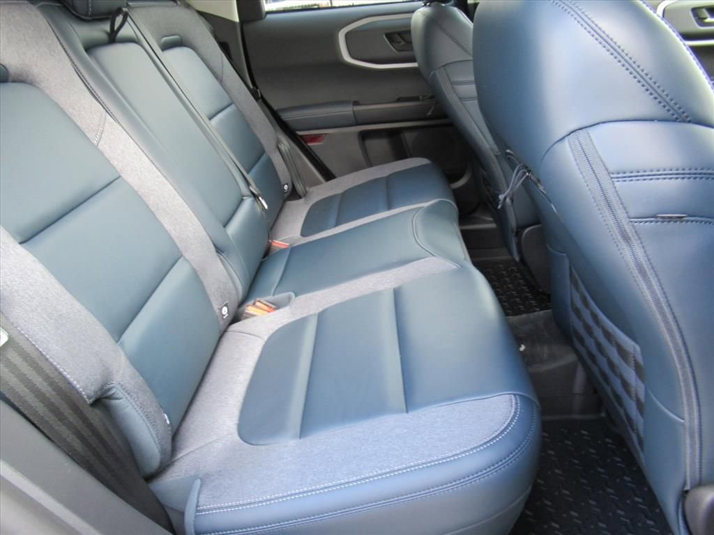 Used 2023 Ford Bronco Sport Outer Banks w/ Tech Package image 28