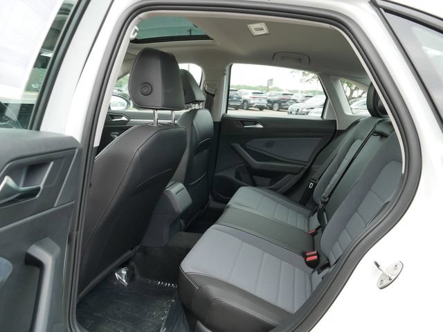 New 2026 Volkswagen Jetta SE FWD image 6