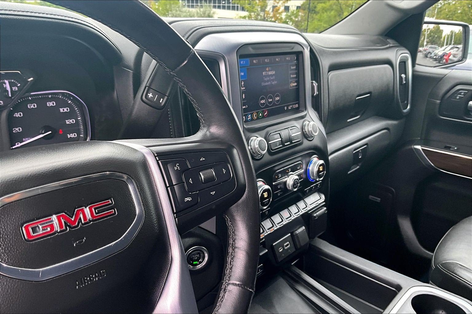 Used 2019 GMC Sierra 1500 SLT w/ SLT Premium Plus Package AWD/4WD image 15
