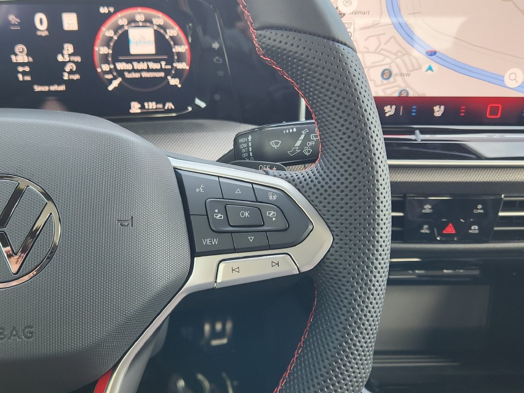 New 2026 Volkswagen GTI SE FWD image 17