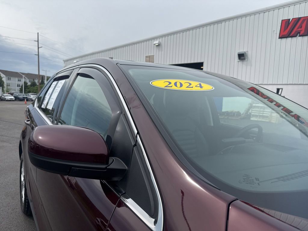 Used 2024 Ford Edge SEL w/ Convenience Package AWD/4WD image 17