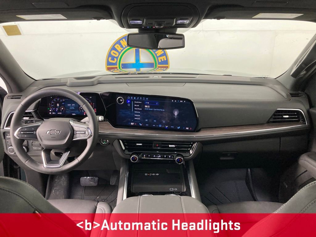 Used 2025 Chevrolet Suburban Z71 w/ Comfort Package image 7