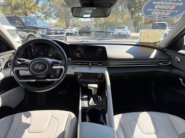 Used 2021 Hyundai Elantra Limited w/ Cargo Package image 15