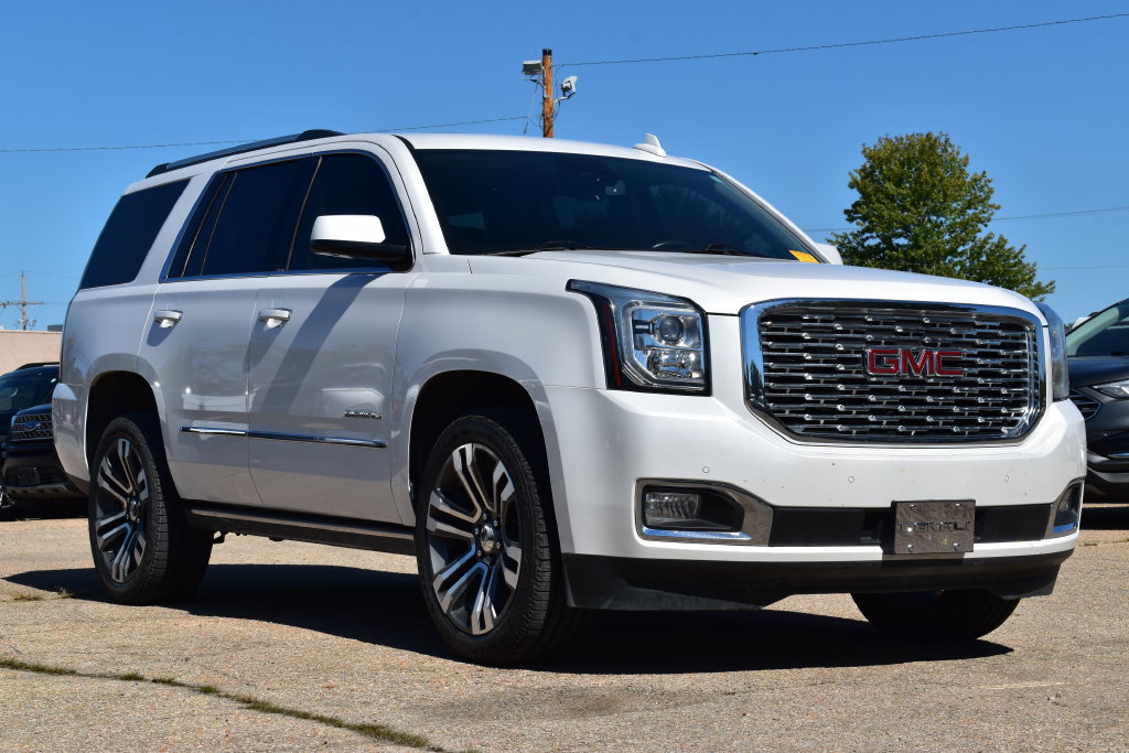 Used 2020 GMC Yukon Denali w/ Open Road Package AWD/4WD image 3