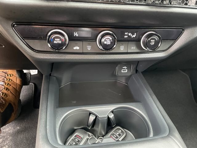 Used 2025 Honda HR-V LX image 33