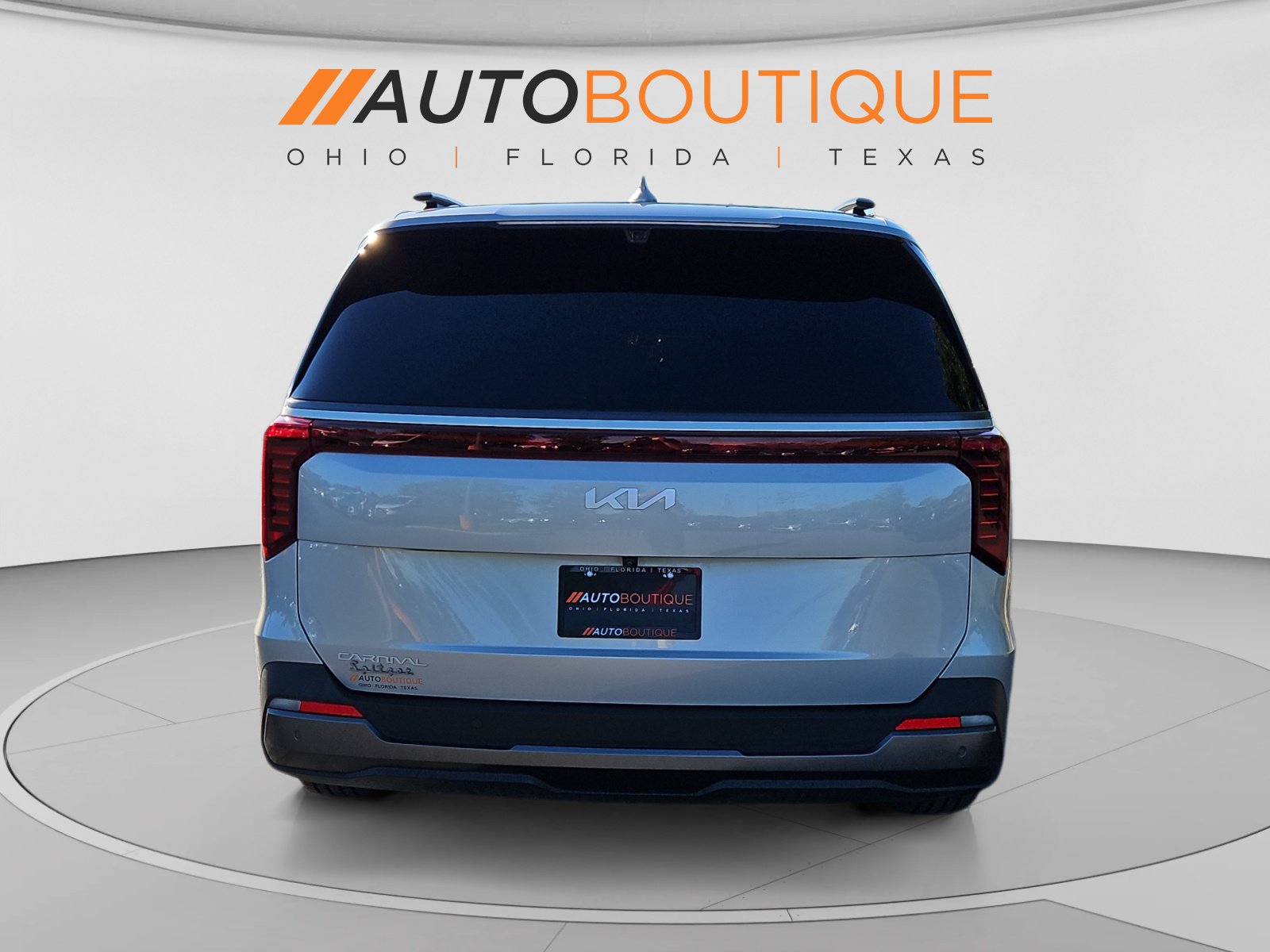 Used 2025 Kia Carnival SX Prestige FWD image 4