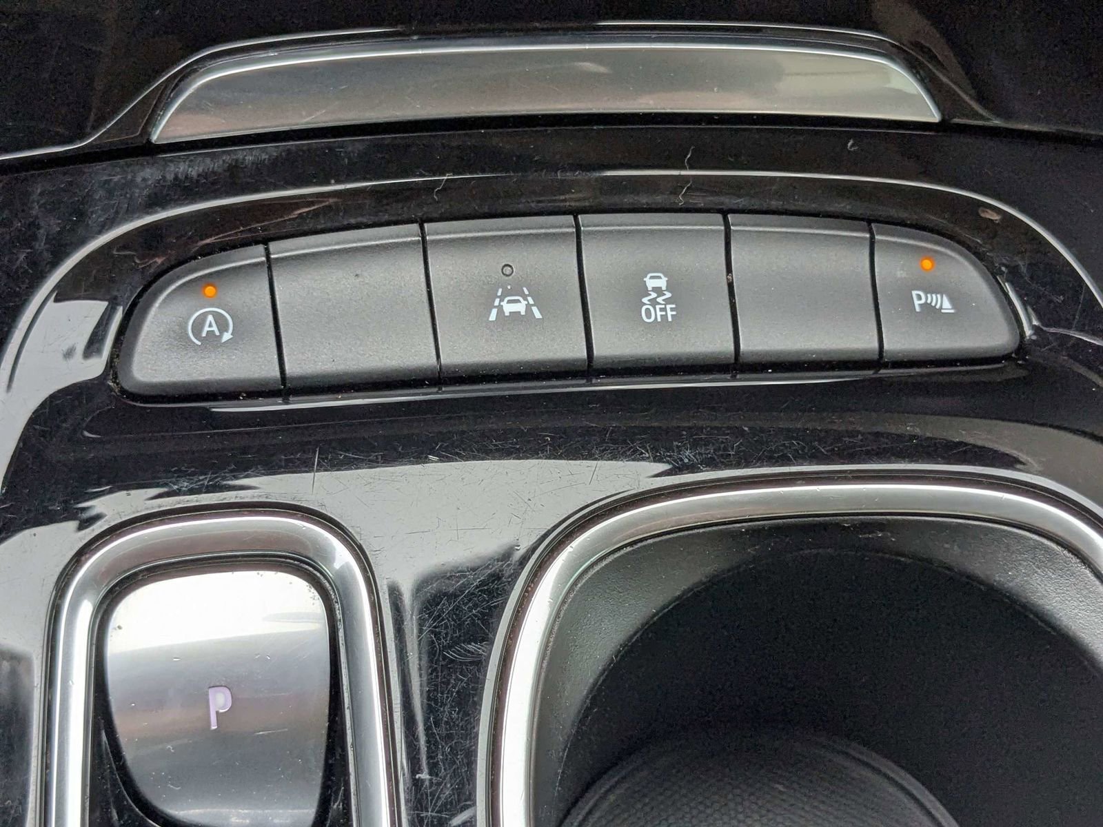 Used 2021 Buick Envision Essence w/ Technology Package I image 25