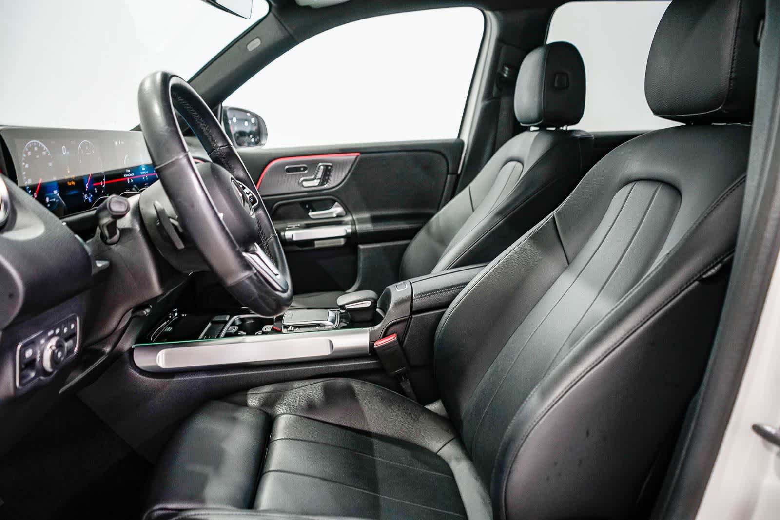 Used 2023 Mercedes-Benz GLB 250 image 16