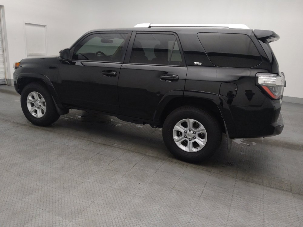 Used 2017 Toyota 4Runner SR5 RWD image 3