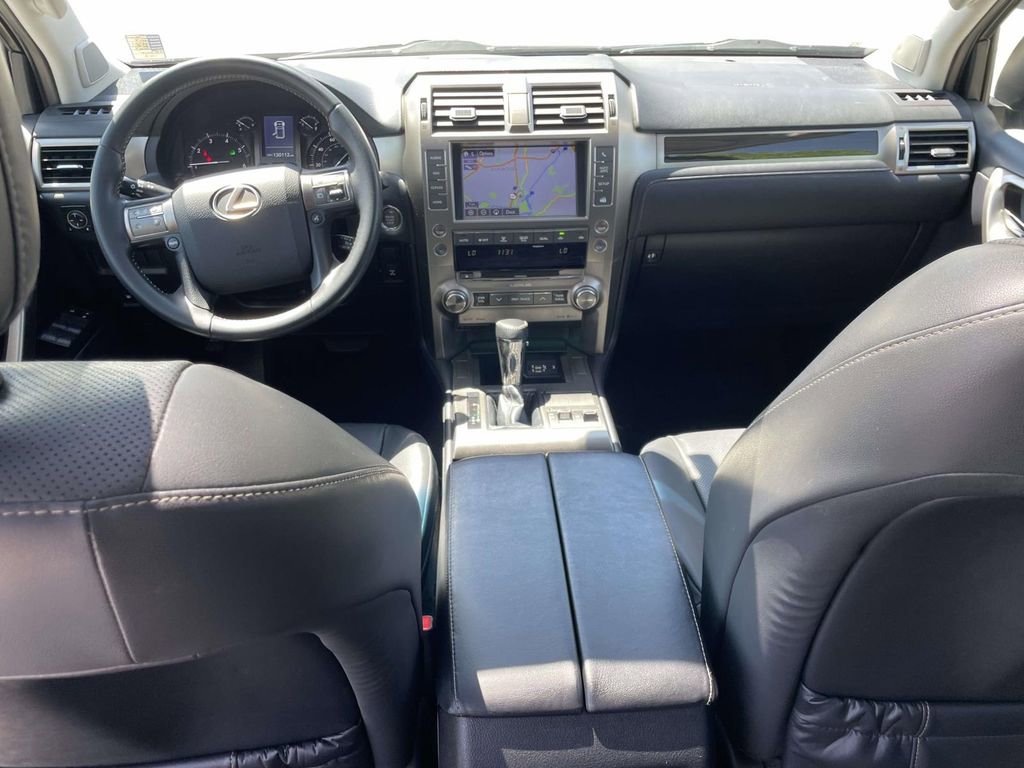 Used 2014 Lexus GX 460 image 13