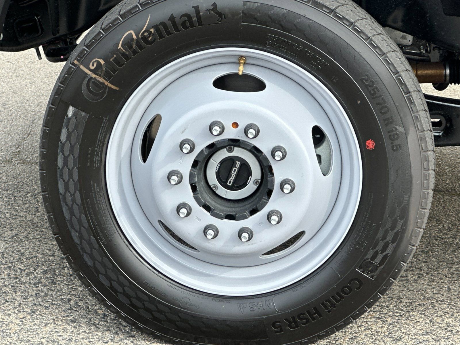 New 2026 Ford F550 4x4 Regular Cab Super Duty image 28