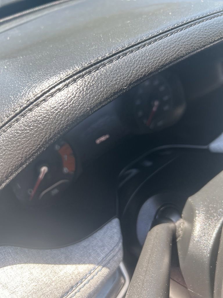 Used 2024 Jeep Compass Latitude image 12