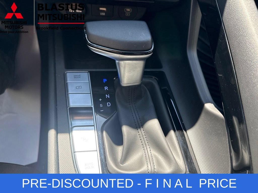 Used 2024 Hyundai Elantra SEL w/ Convenience Package FWD image 34