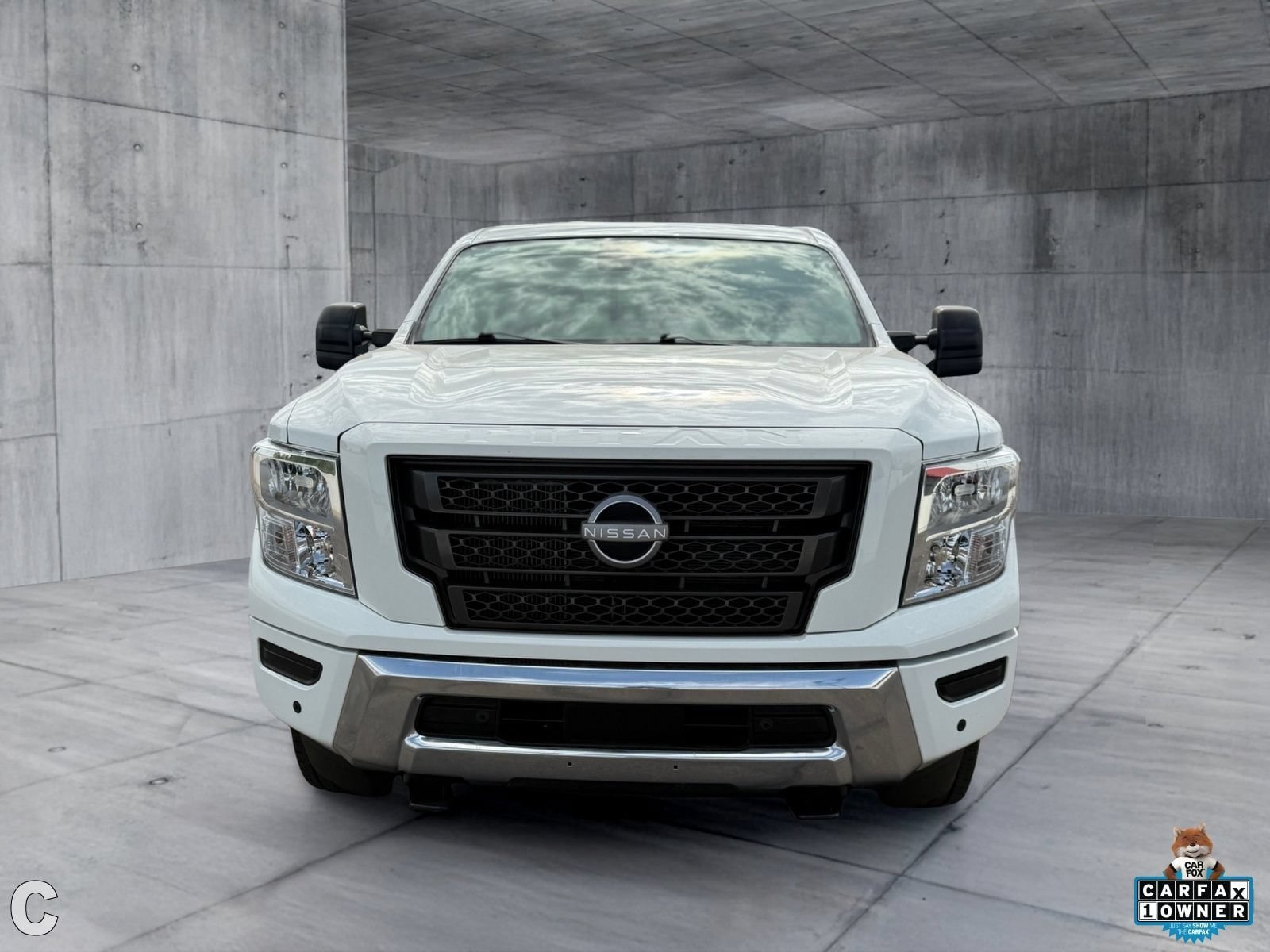 Used 2024 Nissan Titan SV w/ SV Convenience Package AWD/4WD image 5