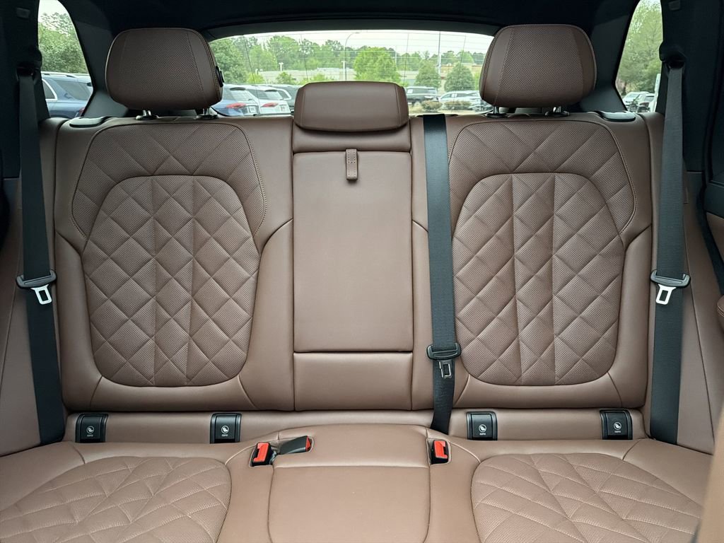 Used 2025 BMW X5 sDrive40i w/ M Sport Package image 30