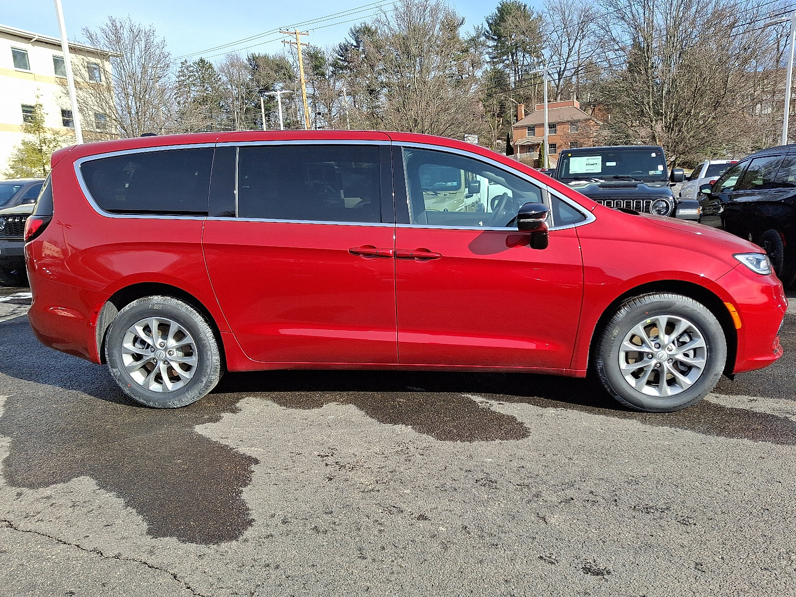 New 2026 Chrysler Pacifica Select image 7