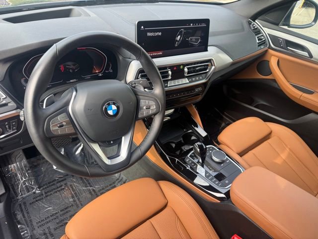 Certified 2024 BMW X4 xDrive30i image 16