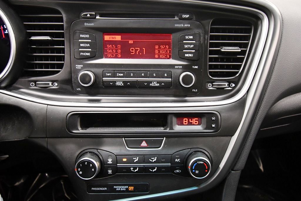 Used 2015 Kia Optima LX FWD image 19