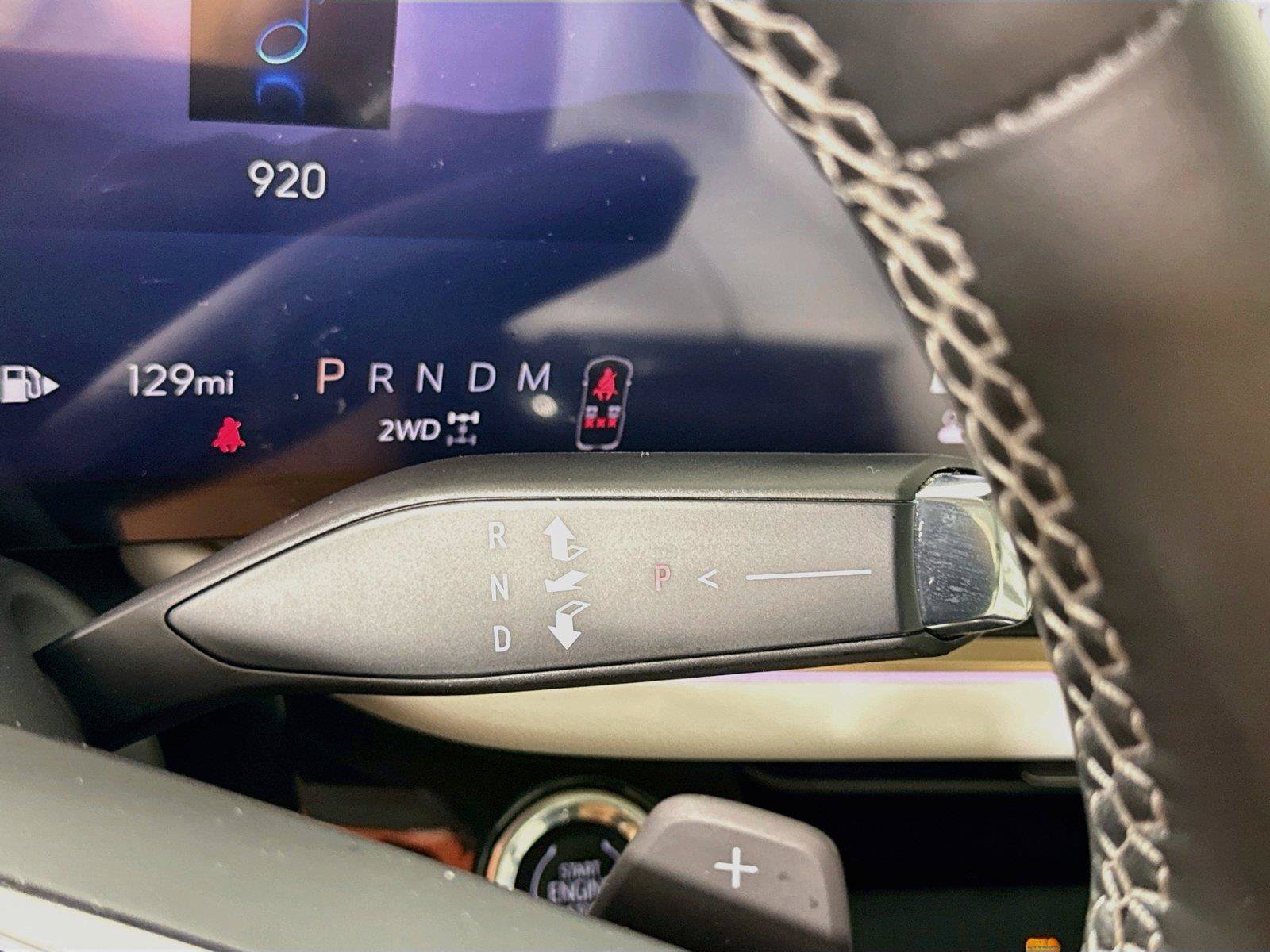 Used 2024 Buick Envision Avenir AWD/4WD image 11