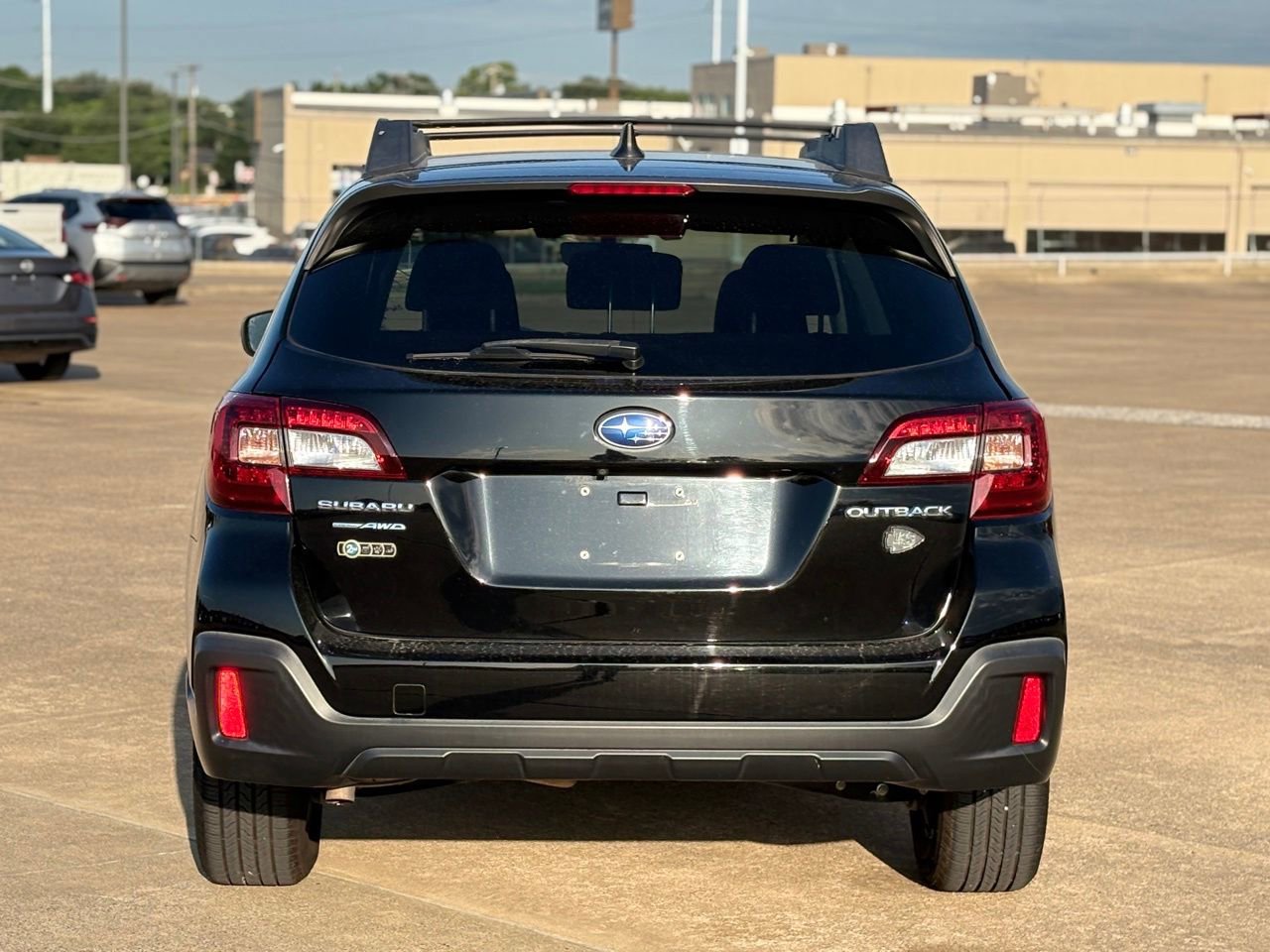Used 2018 Subaru Outback 2.5i Premium AWD/4WD image 7