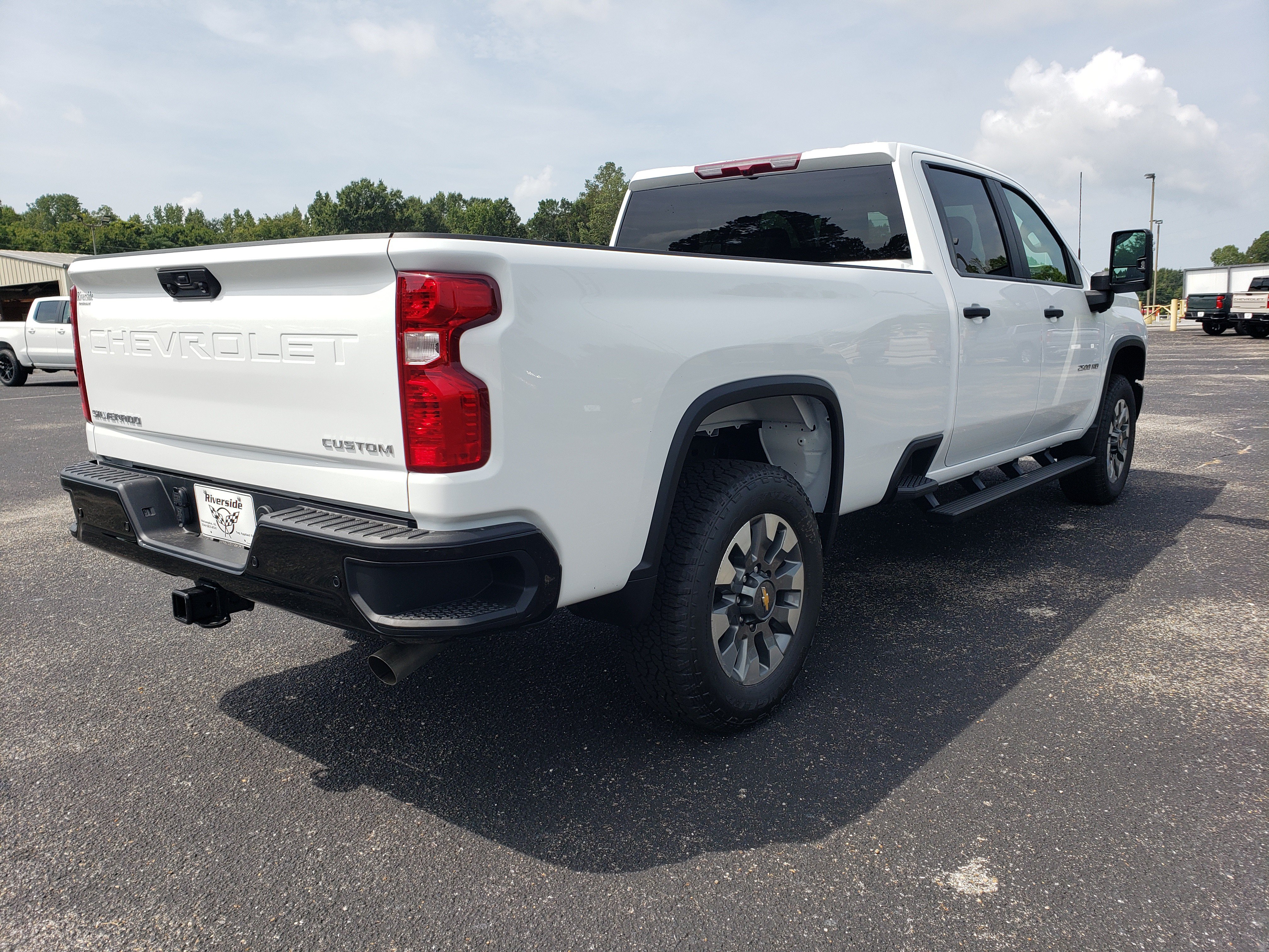 New 2026 Chevrolet Silverado 2500 Custom w/ Custom Value Package AWD/4WD image 3