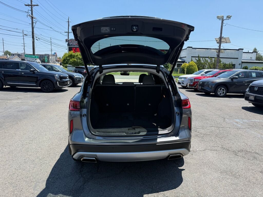 Used 2023 INFINITI QX50 Luxe AWD/4WD image 31