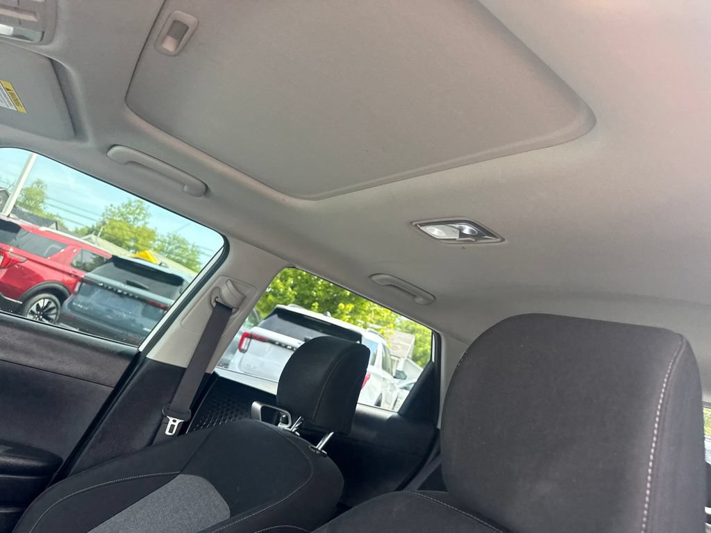 Used 2020 Kia Soul GT-Line w/ GT 2.0L Power Sunroof Package FWD image 24