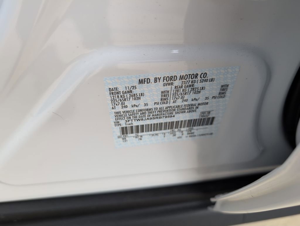 New 2025 Ford Maverick XLT w/ XLT Luxury Package AWD/4WD image 33