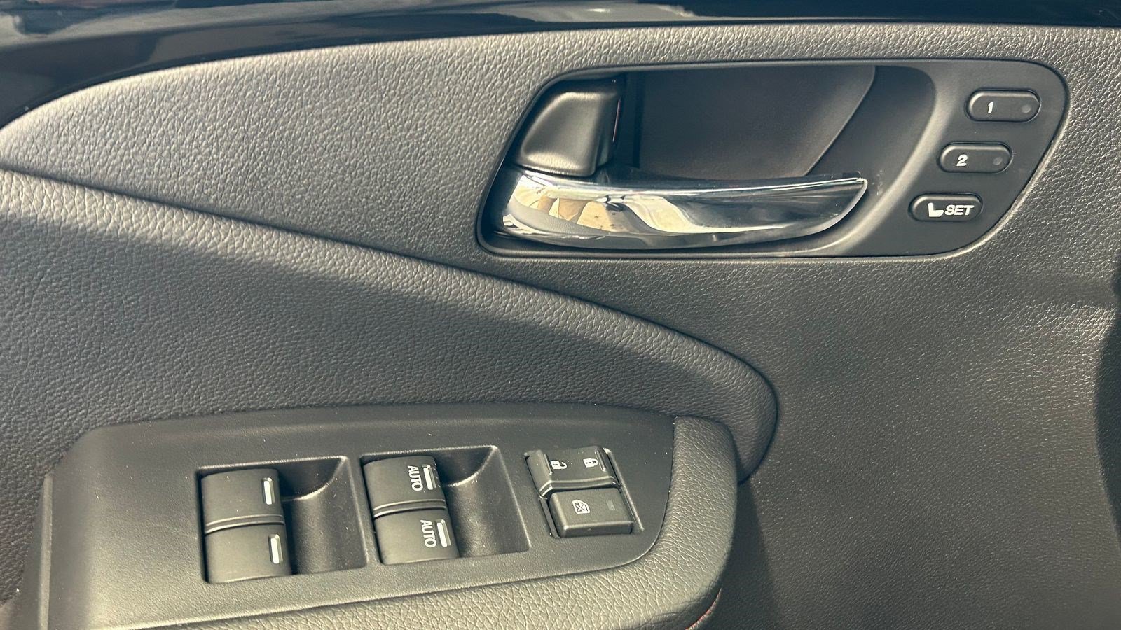 New 2026 Honda Ridgeline Black Edition image 9