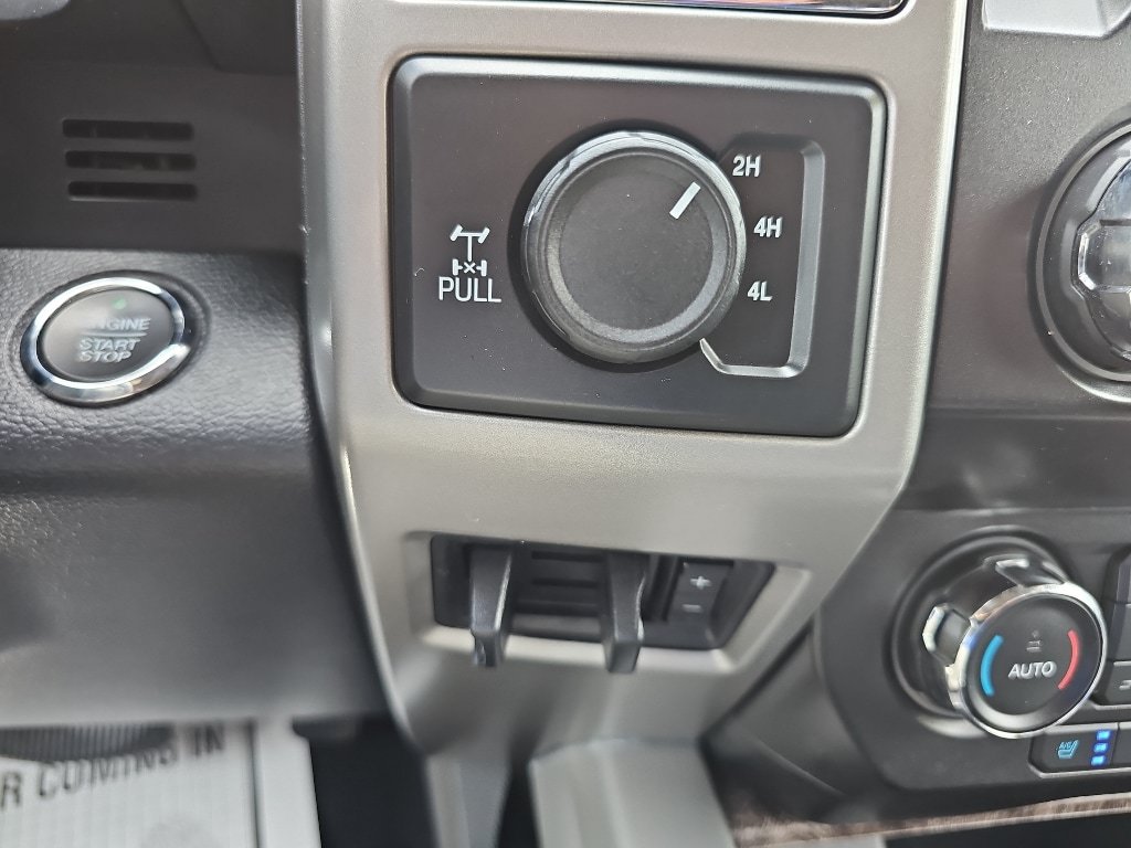 Used 2019 Ford F350 Lariat w/ Lariat Ultimate Package AWD/4WD image 17