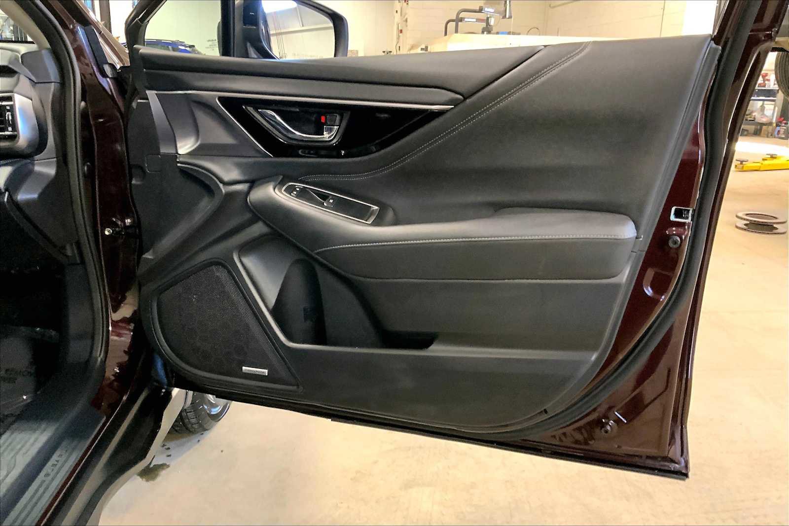 Used 2023 Subaru Outback Limited XT image 24