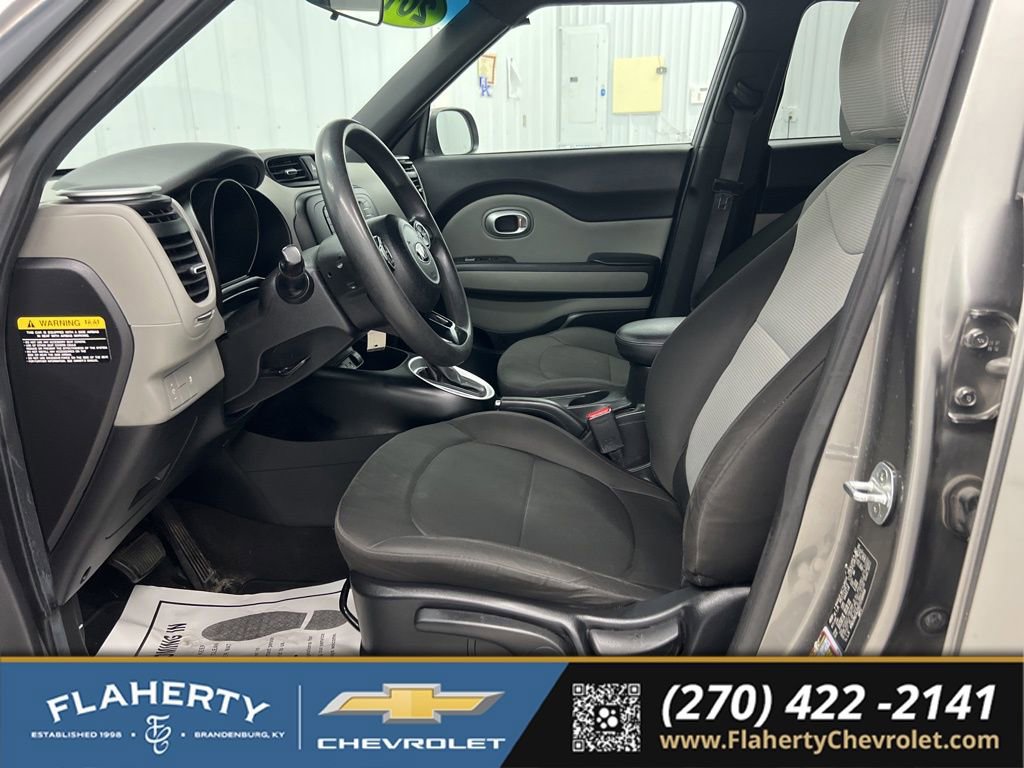 Used 2016 Kia Soul FWD image 9